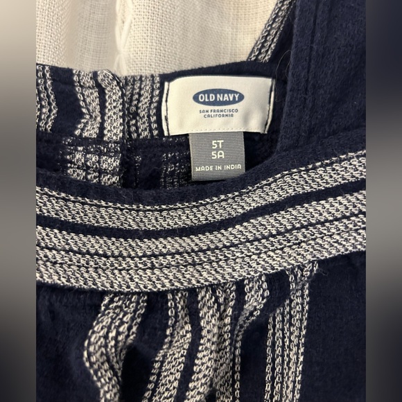 2 Old Navy 5T outfits. Navy & white romper and button up blue jeans dress - Picture 8 of 12
